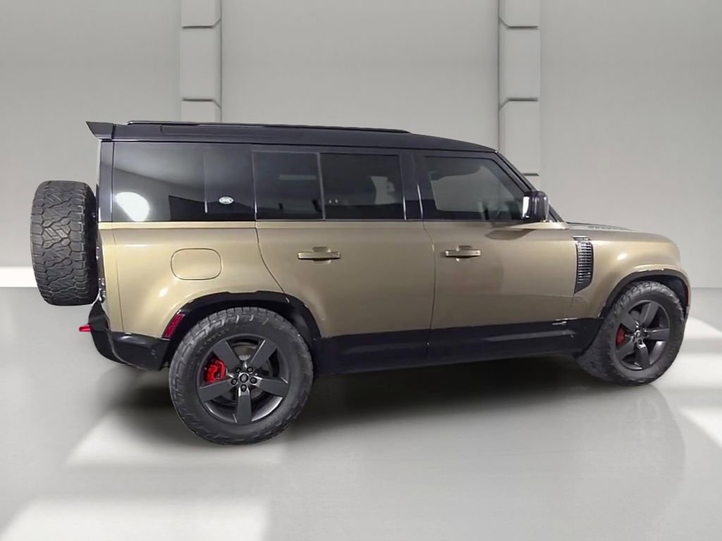 Used 2023 Land Rover Defender 110 X AWD/4WD image 38