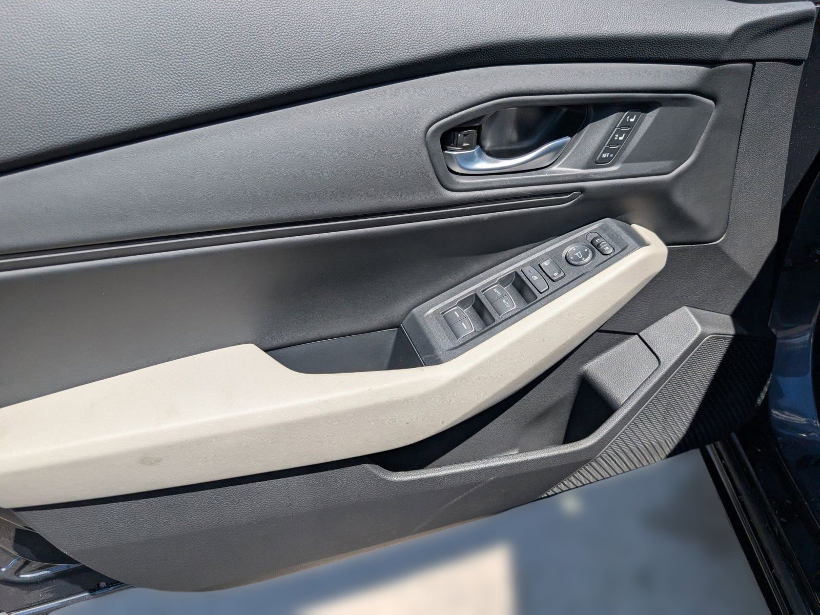 New 2025 Honda Accord EX-L image 12