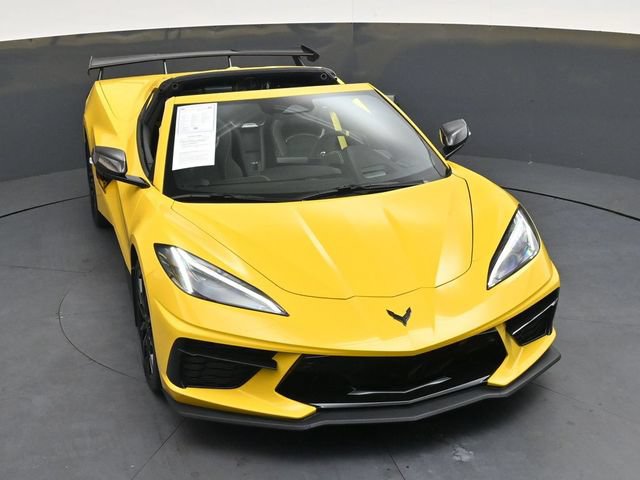 Used 2025 Chevrolet Corvette Stingray Premium Cpe w/ Z51 Performance Package RWD image 35