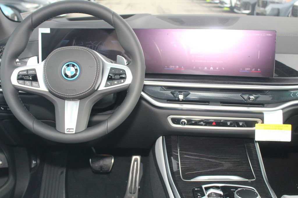 New 2026 BMW X5 xDrive50e w/ M Sport Package image 18