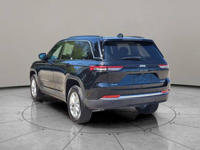 Certified 2024 Jeep Grand Cherokee Laredo X w/ Luxury Tech Group I AWD/4WD image 10