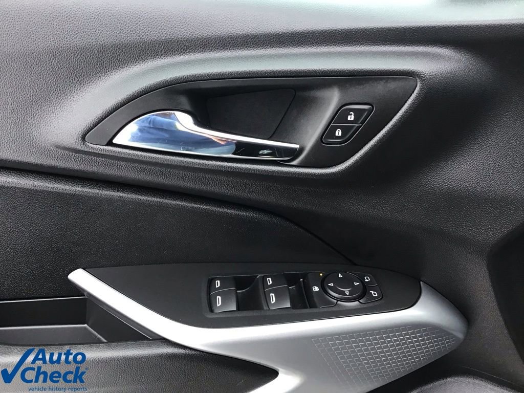 Used 2024 Chevrolet Trax RS w/ Driver Confidence Package image 25