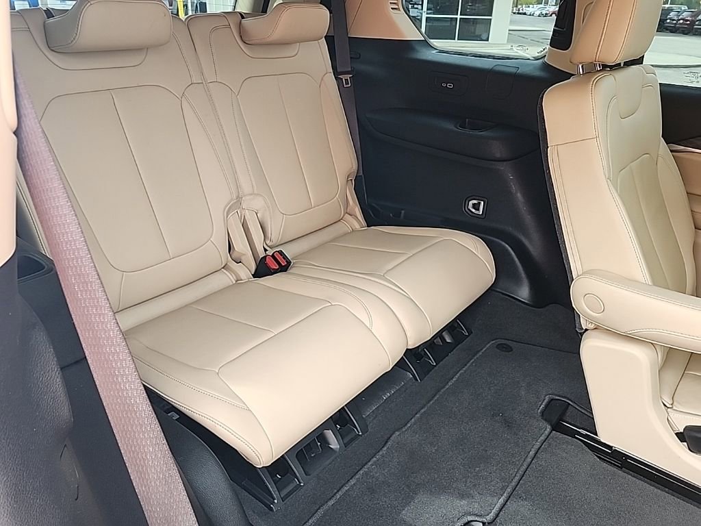 Certified 2021 Jeep Grand Cherokee L Limited AWD/4WD image 35