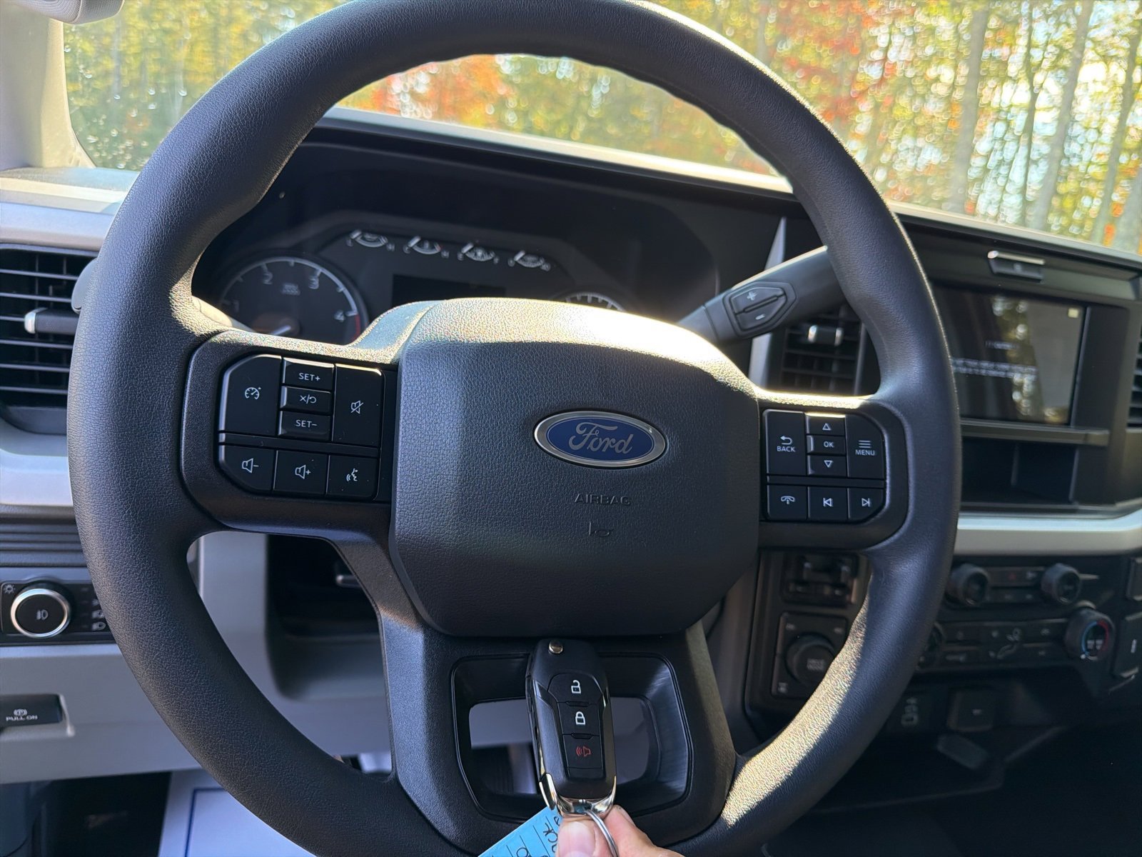 New 2026 Ford F350 4x4 Crew Cab Super Duty image 17