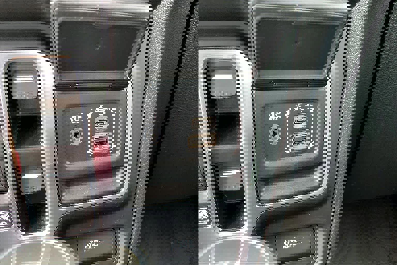 Used 2024 Jeep Gladiator Sport image 32