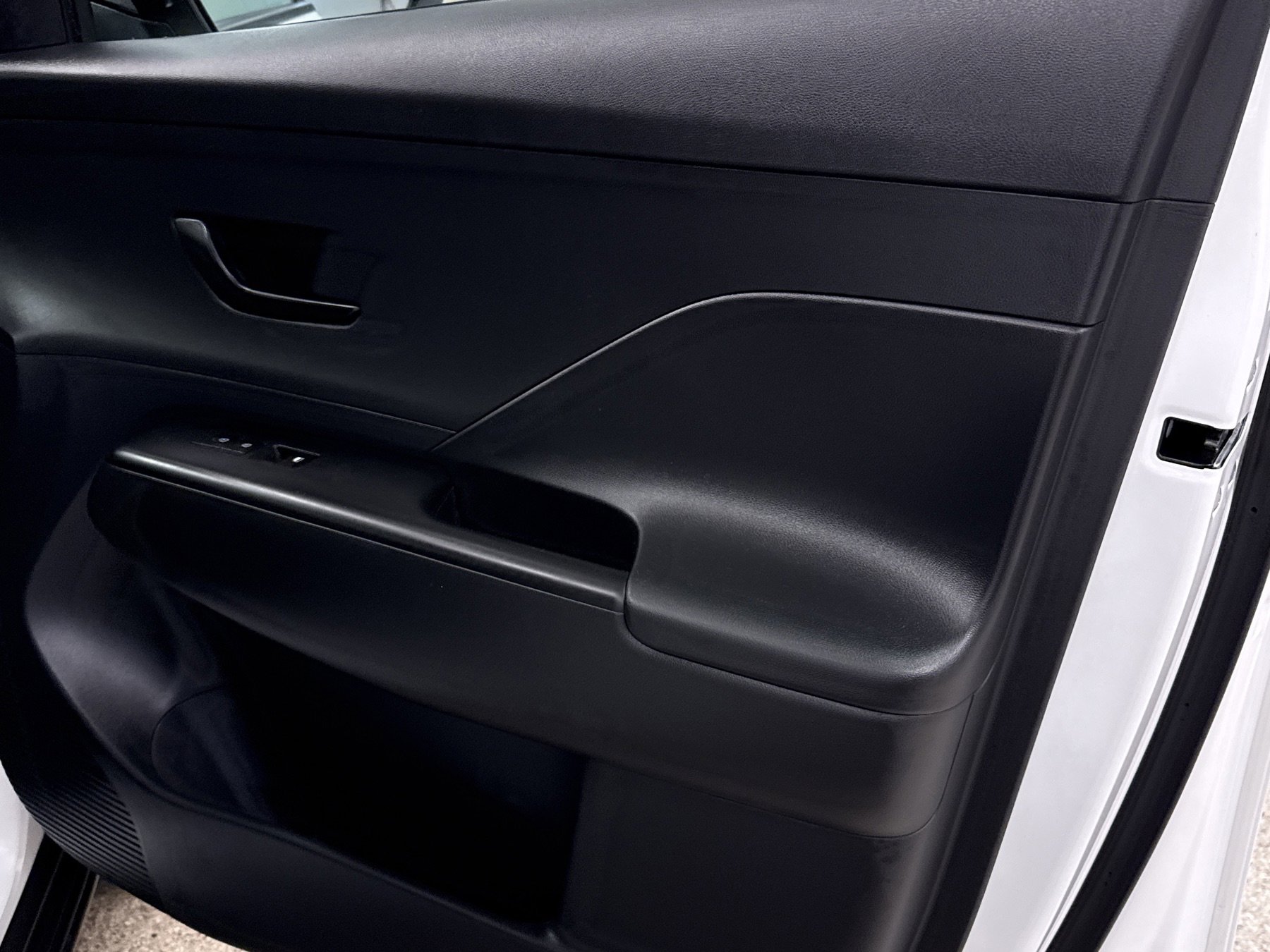 Used 2025 Hyundai Kona SEL image 20