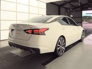 Used 2019 Nissan Altima 2.5 SR FWD image 4
