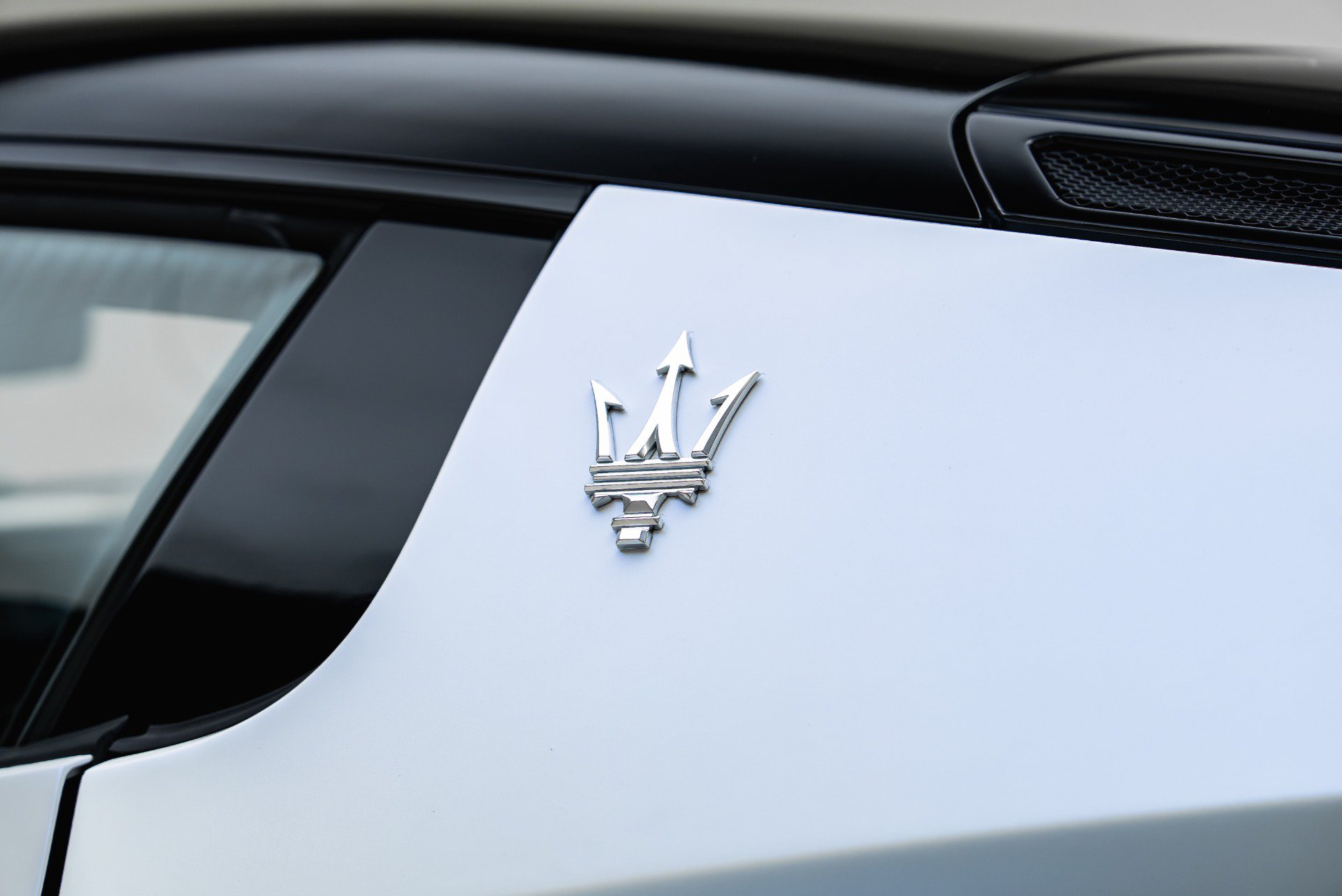 Used 2023 Maserati MC20 Coupe RWD image 31