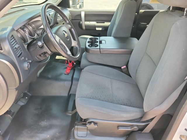 Used 2008 Chevrolet Silverado 1500 LT w/ Power Pack Plus AWD/4WD image 11