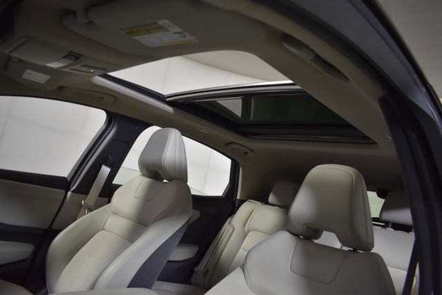 Certified 2024 Nissan Ariya AWD image 44