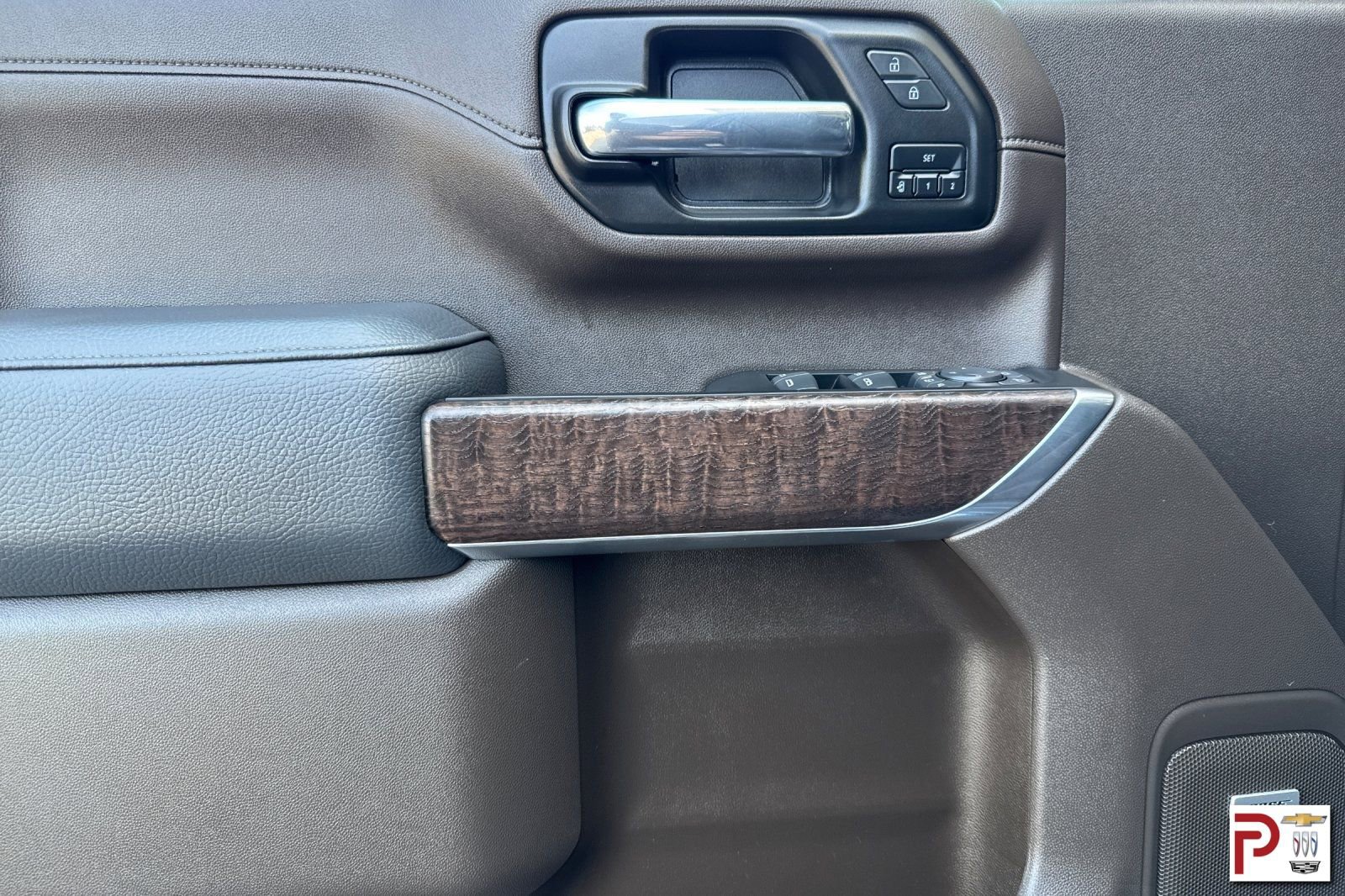 Certified 2022 GMC Sierra 3500 Denali w/ Denali Ultimate Package image 12