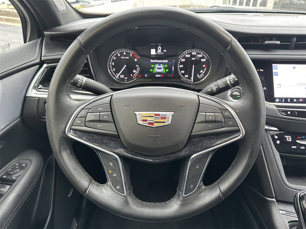 Certified 2022 Cadillac XT5 Premium Luxury w/ LPO, ONYX Package image 24