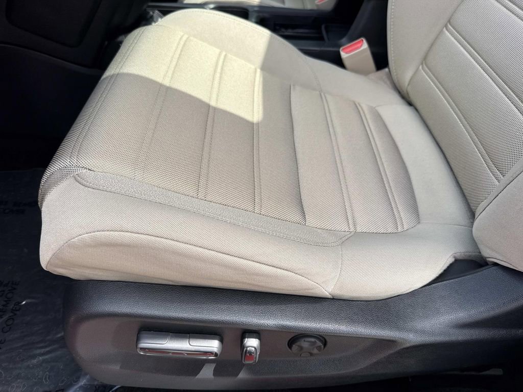 Used 2018 Honda CR-V EX image 27