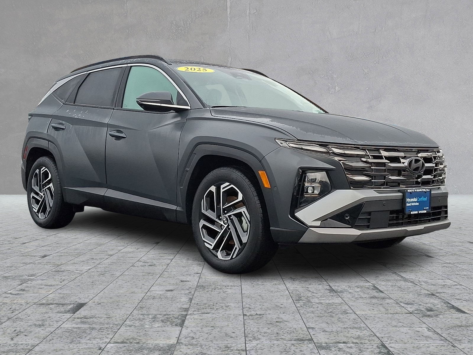 Used 2025 Hyundai Tucson Limited FWD image 2