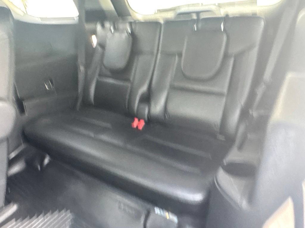 Used 2022 Ford Explorer Limited w/ Equipment Group 301A AWD/4WD image 36