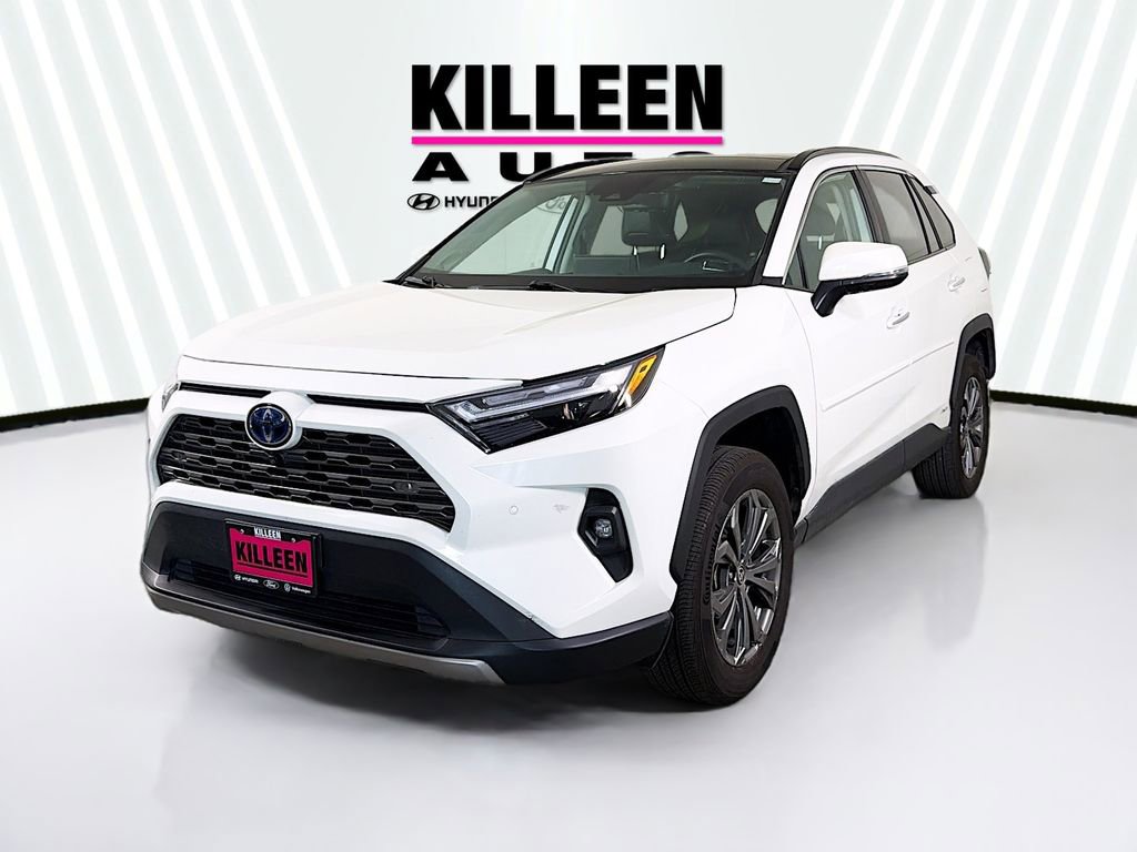 Used 2022 Toyota RAV4 Limited image 3