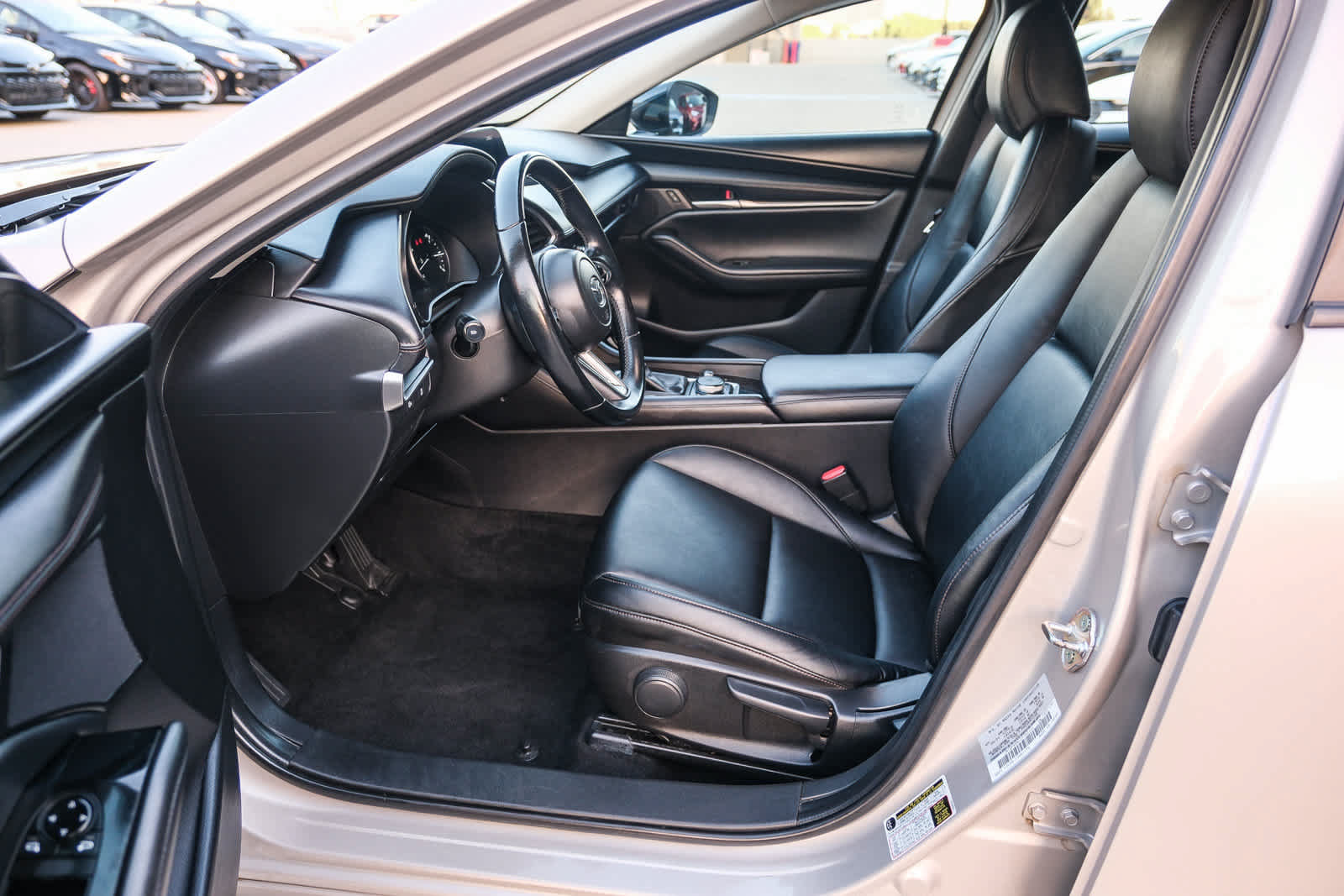 Used 2025 MAZDA MAZDA3 s FWD image 20