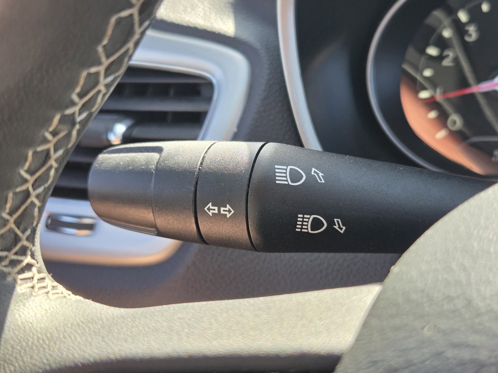 Used 2021 Jeep Compass Latitude image 30