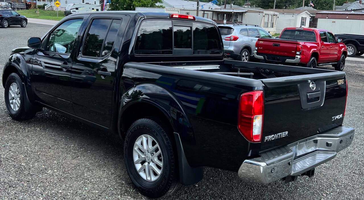 Used 2015 Nissan Frontier SV w/ SV Value Truck Package AWD/4WD image 6