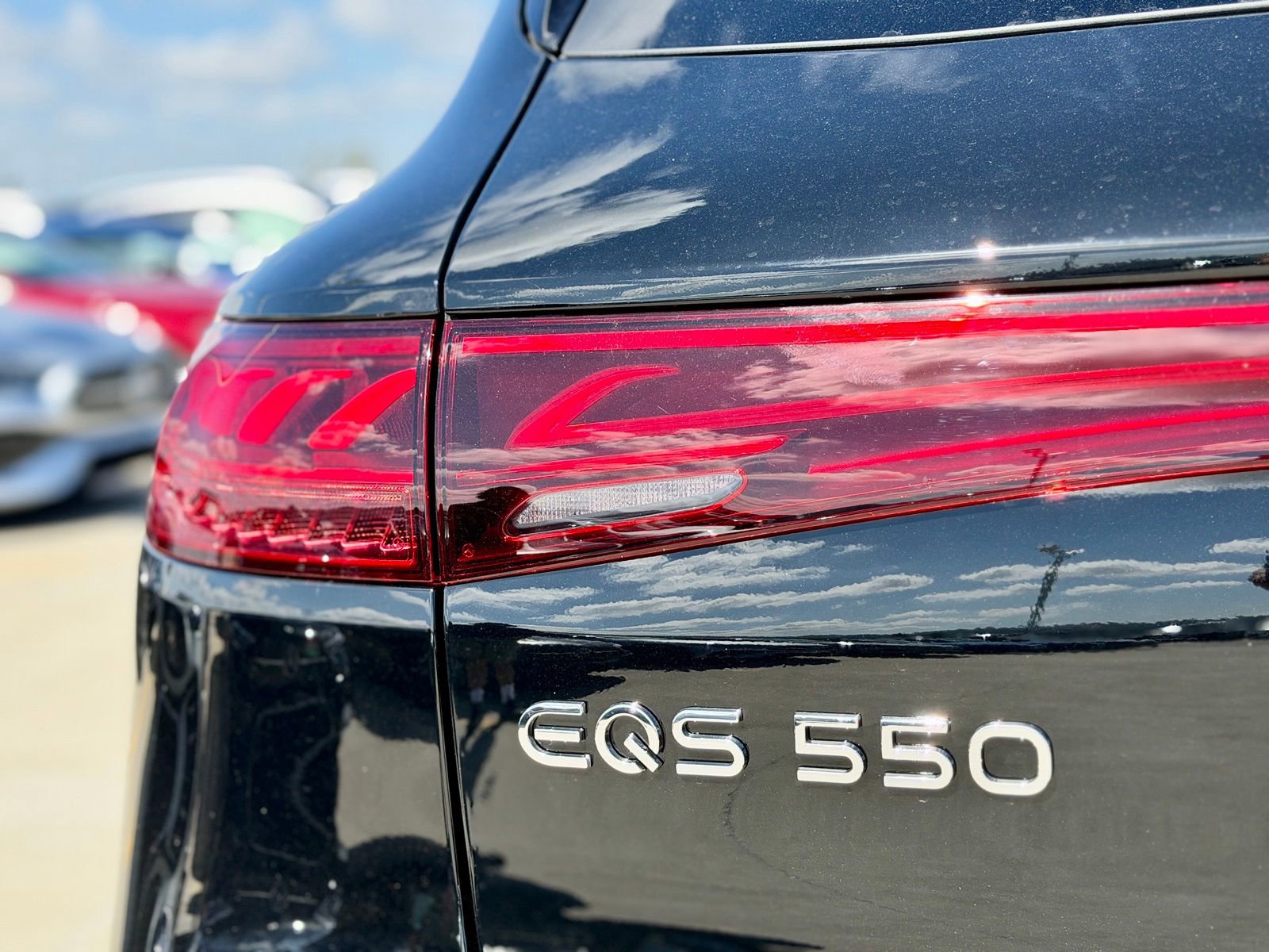 New 2026 Mercedes-Benz EQS 550 4MATIC SUV image 11