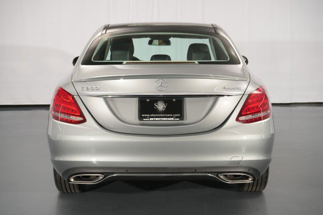 Used 2016 Mercedes-Benz C 300 4MATIC Sedan image 13