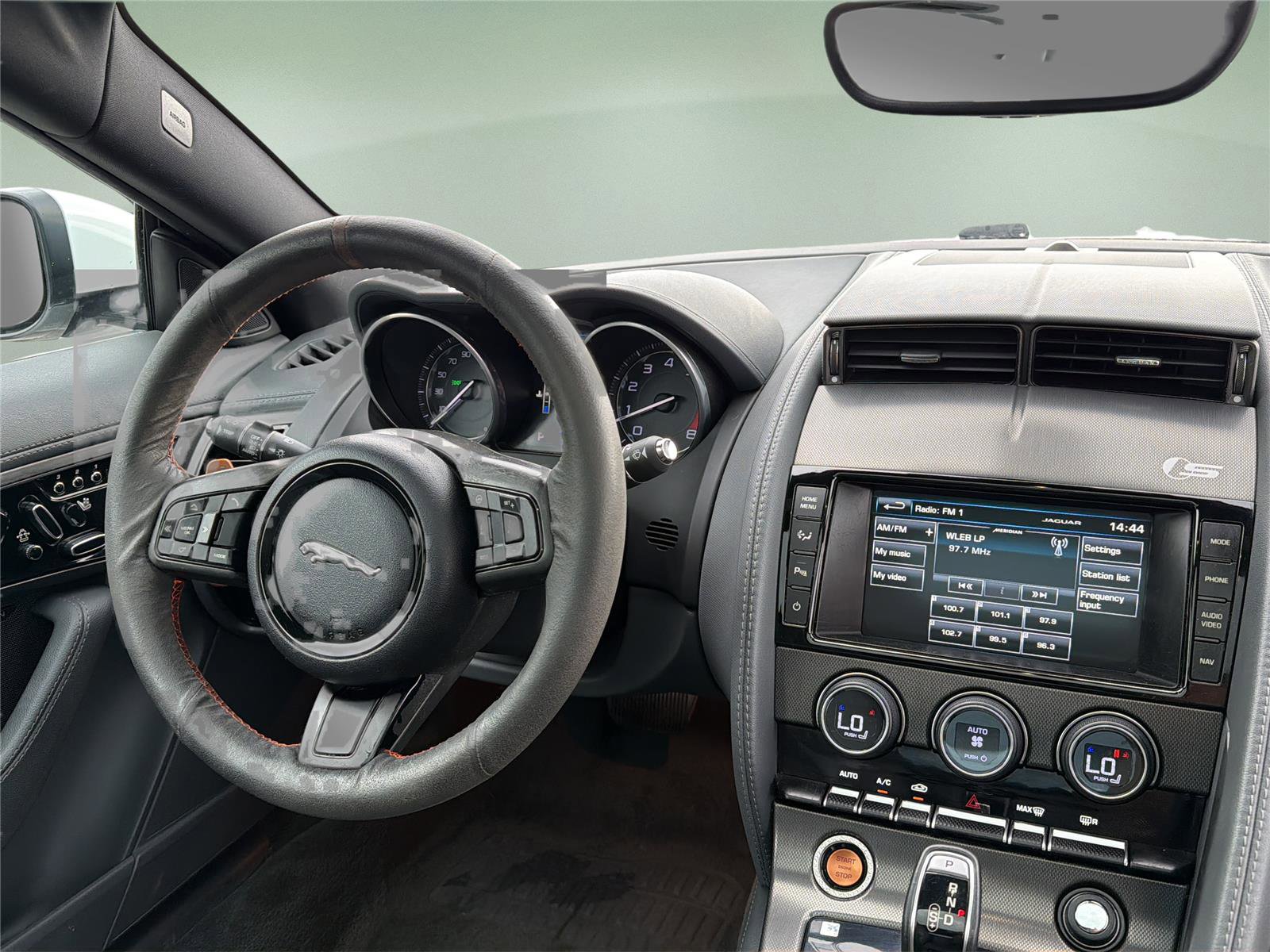 Used 2015 Jaguar F-TYPE S RWD image 9