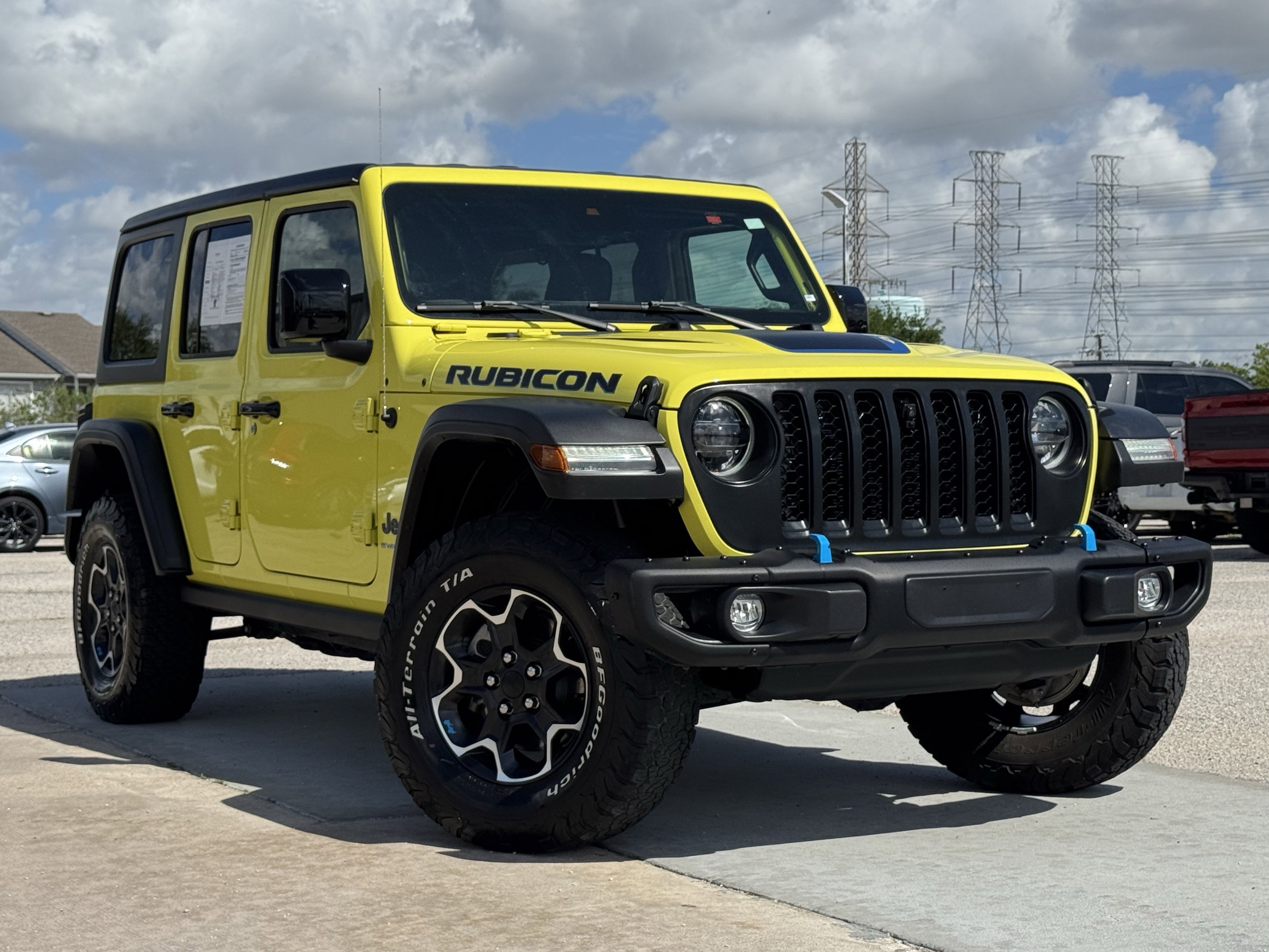 Used 2023 Jeep Wrangler Unlimited Rubicon 4xe w/ Steel Bumper Group image 2