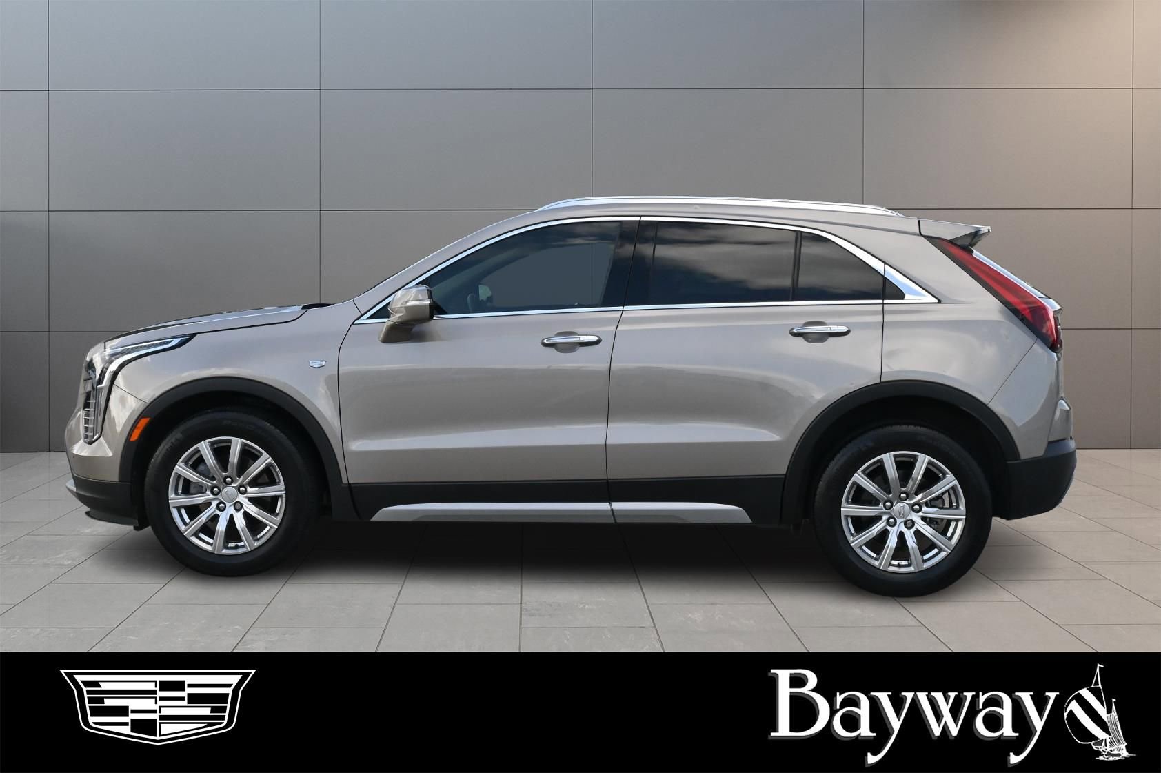 Certified 2023 Cadillac XT4 Premium Luxury FWD image 4