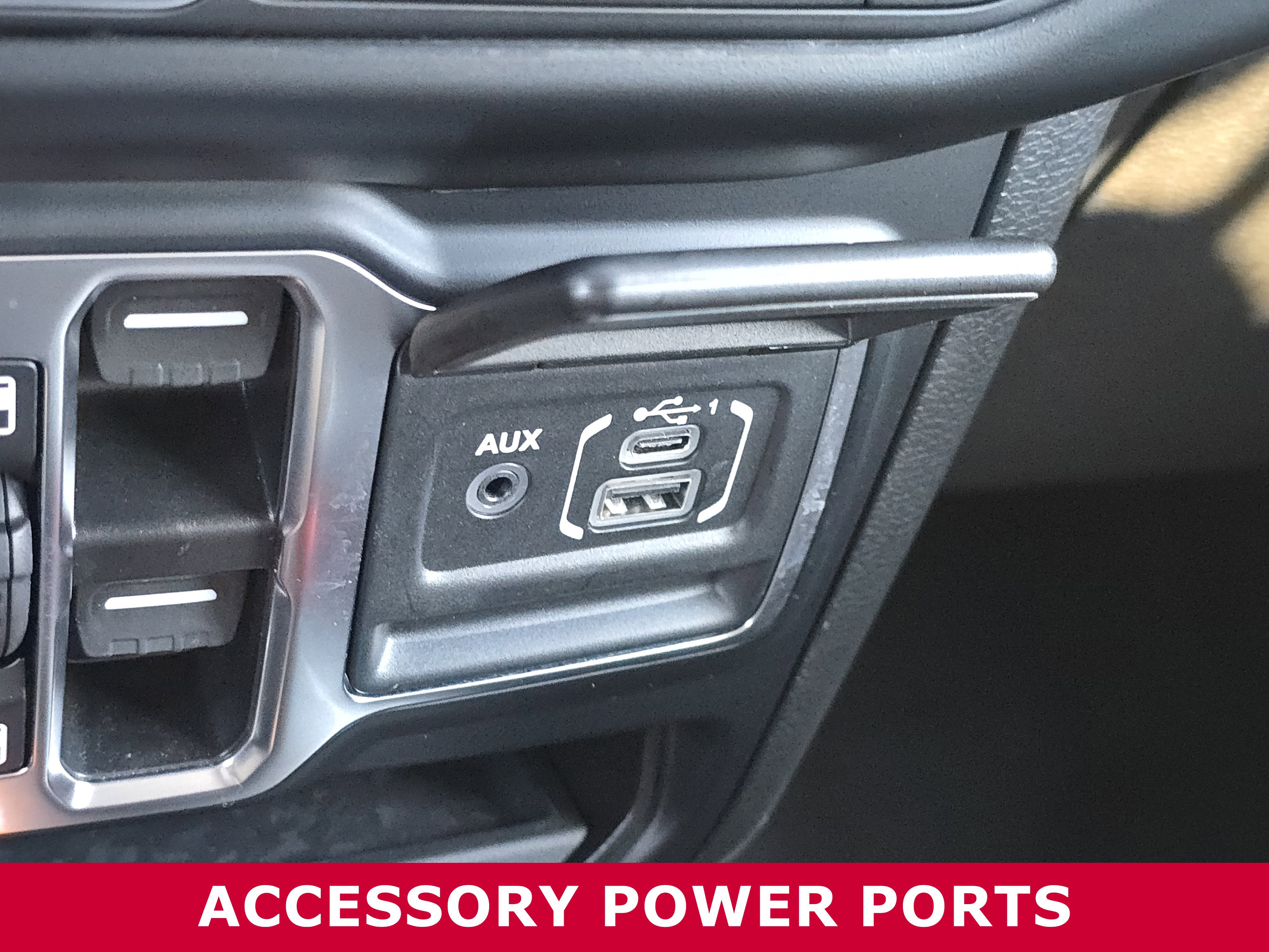 Used 2023 Jeep Gladiator Sport image 28