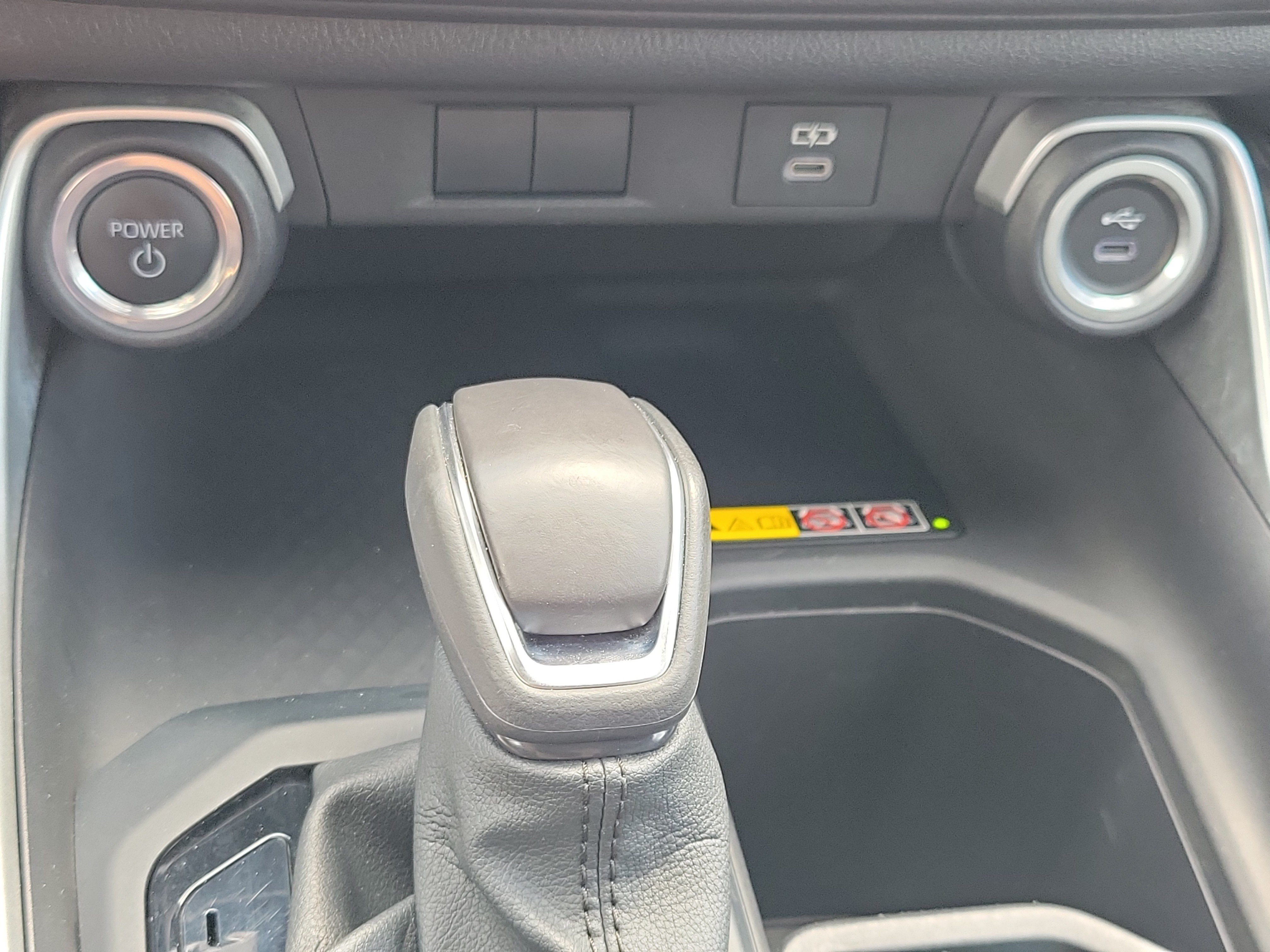 Used 2024 Toyota Grand Highlander XLE FWD image 28