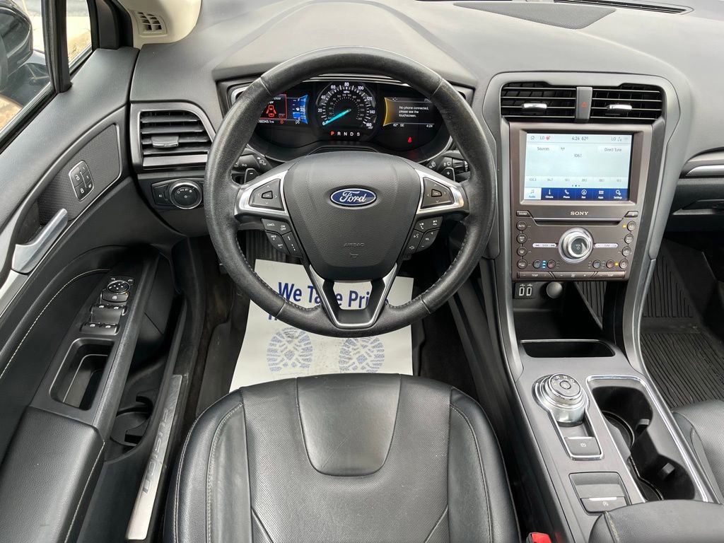Used 2020 Ford Fusion Titanium image 8
