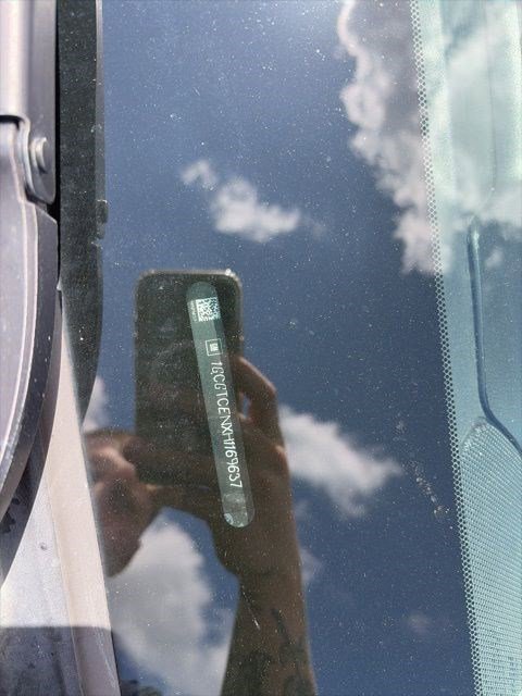 Used 2017 Chevrolet Colorado LT w/ LT Convenience Package AWD/4WD image 15