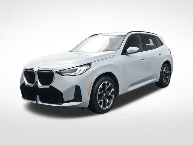 Used 2025 BMW X3 xDrive30i image 9