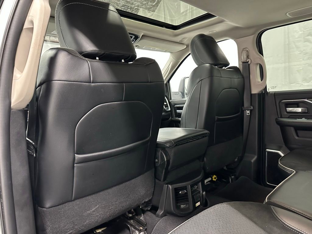 Used 2024 RAM 3500 Laramie image 47
