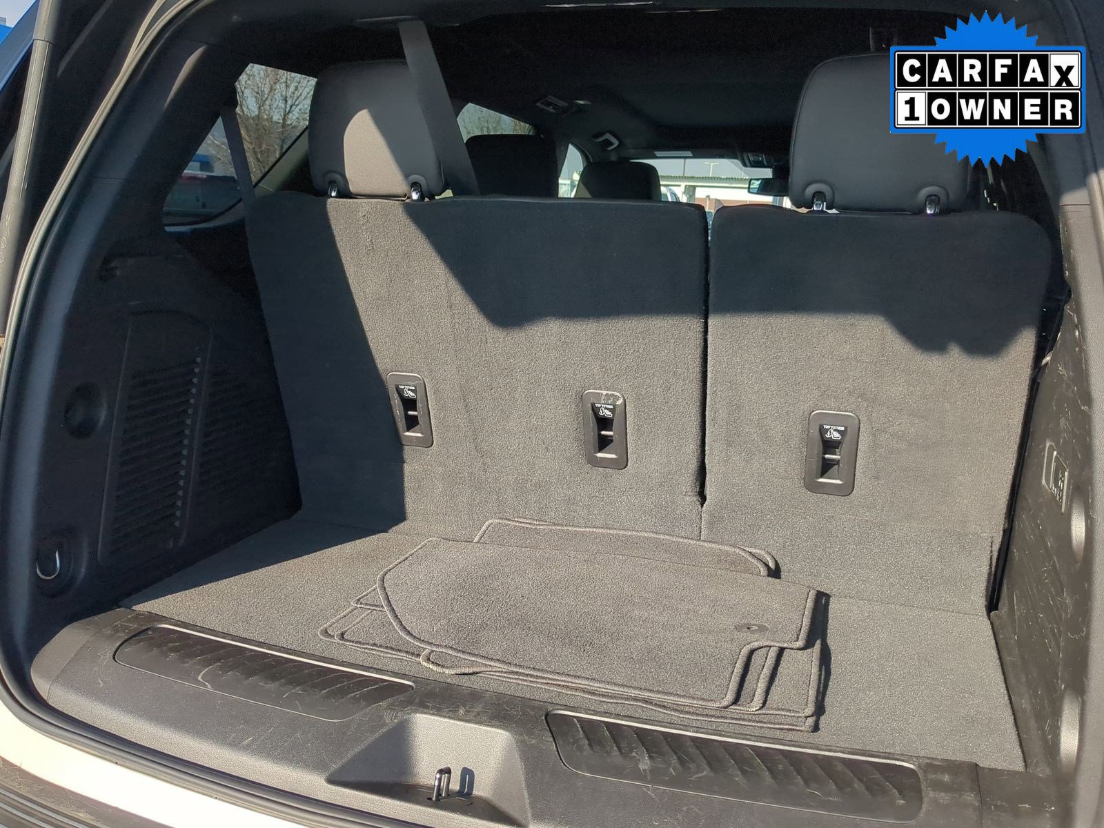 Used 2022 Chevrolet Tahoe LT w/ Luxury Package image 25