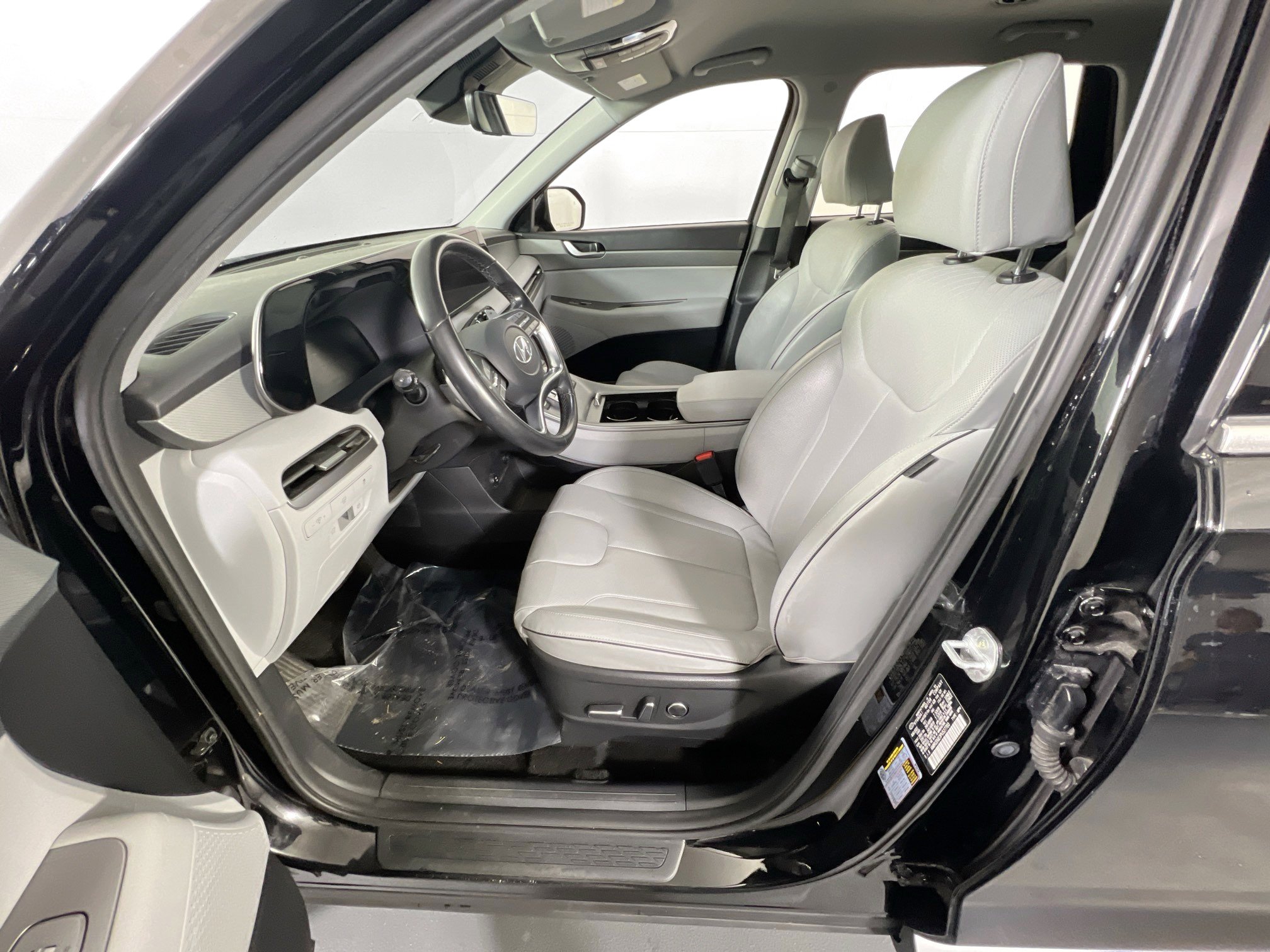 Used 2023 Hyundai Palisade SEL image 21