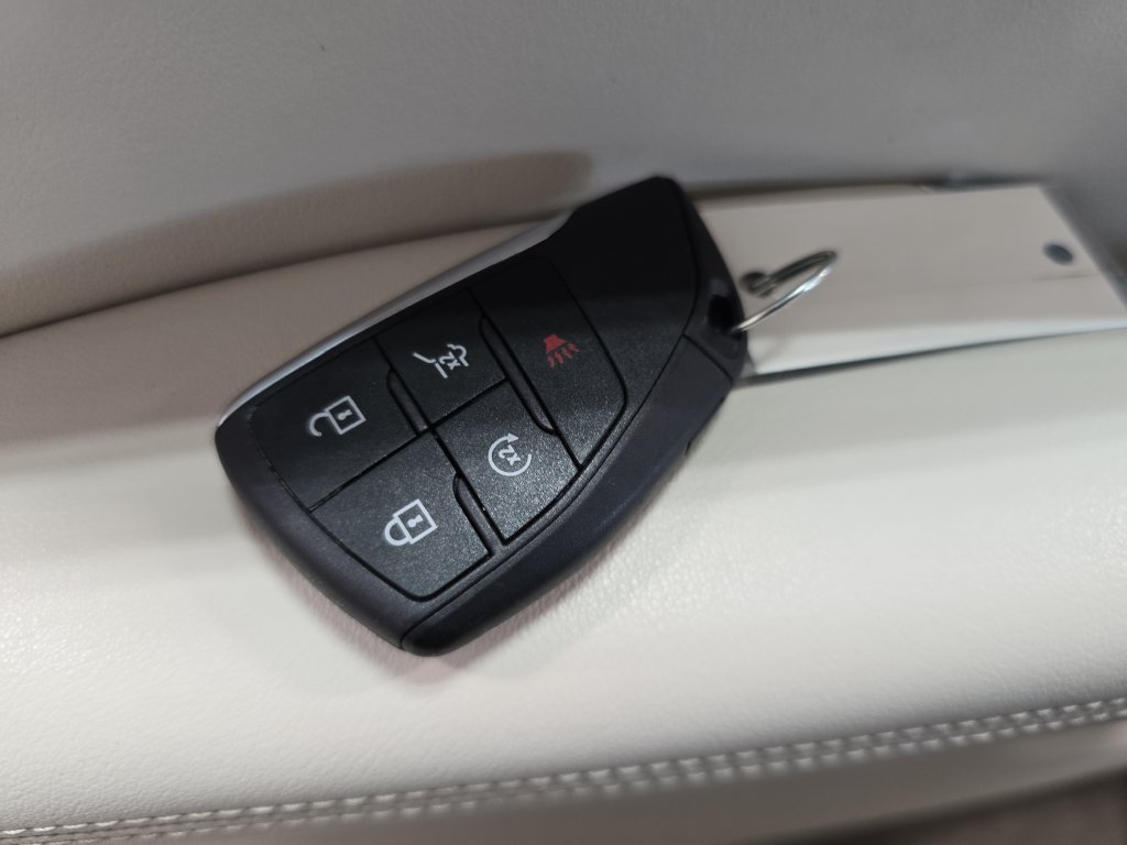Used 2023 Buick Envision Preferred AWD/4WD image 35