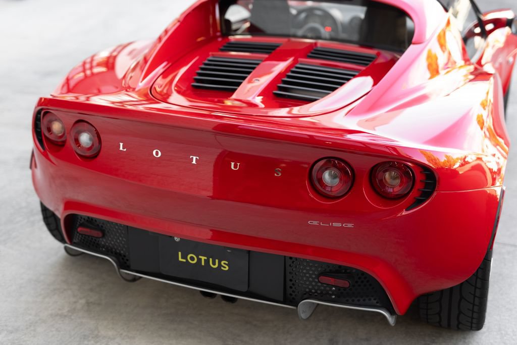 Used 2005 Lotus Elise RWD image 16