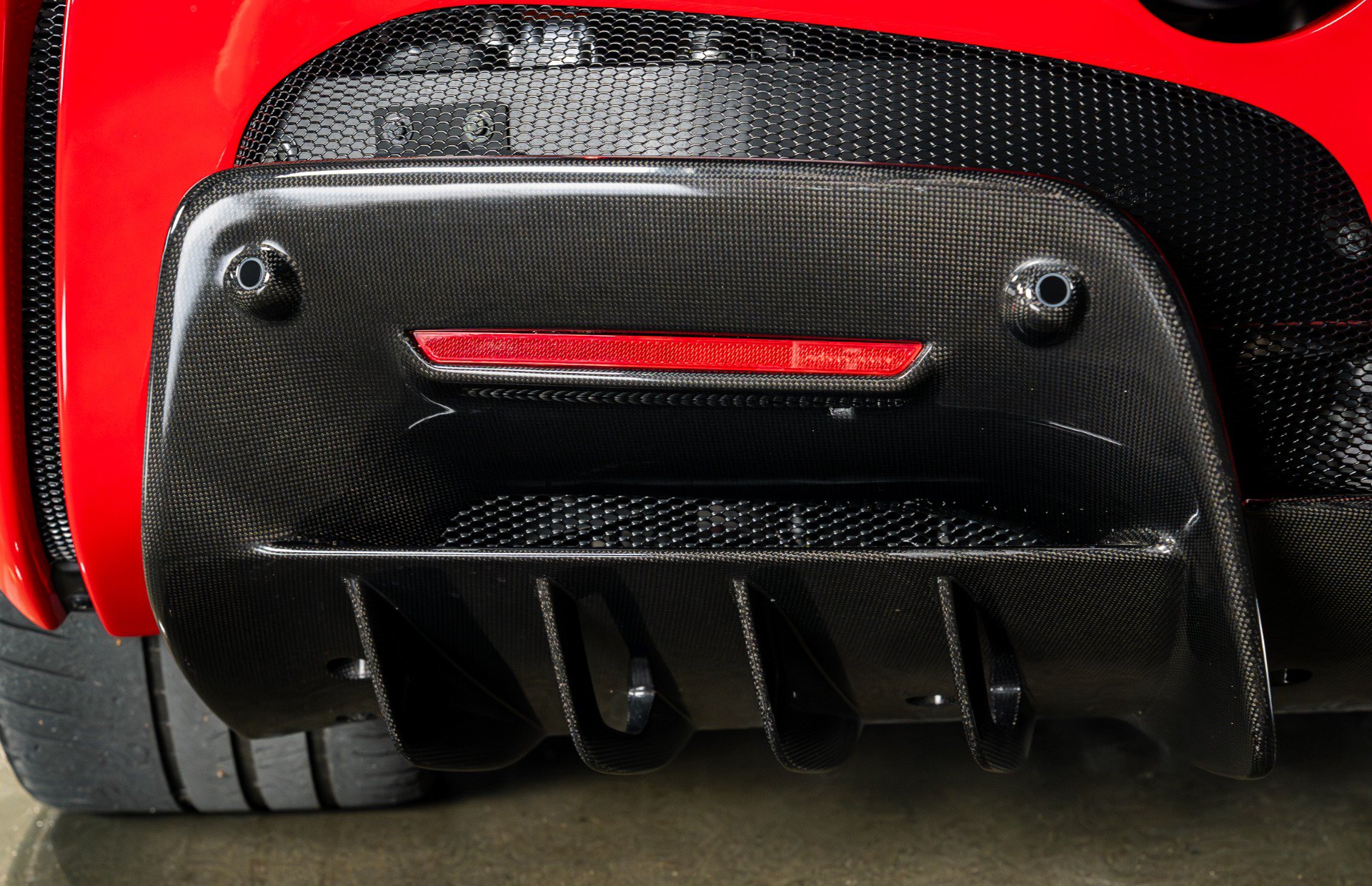 Used 2023 Ferrari SF90 Stradale AWD/4WD image 28