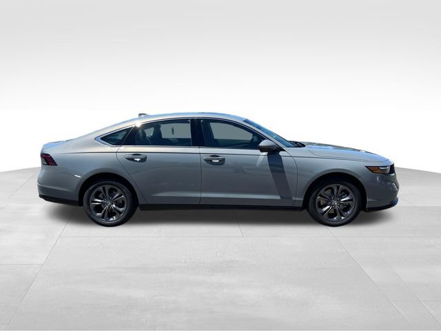 New 2026 Honda Accord EX-L image 9