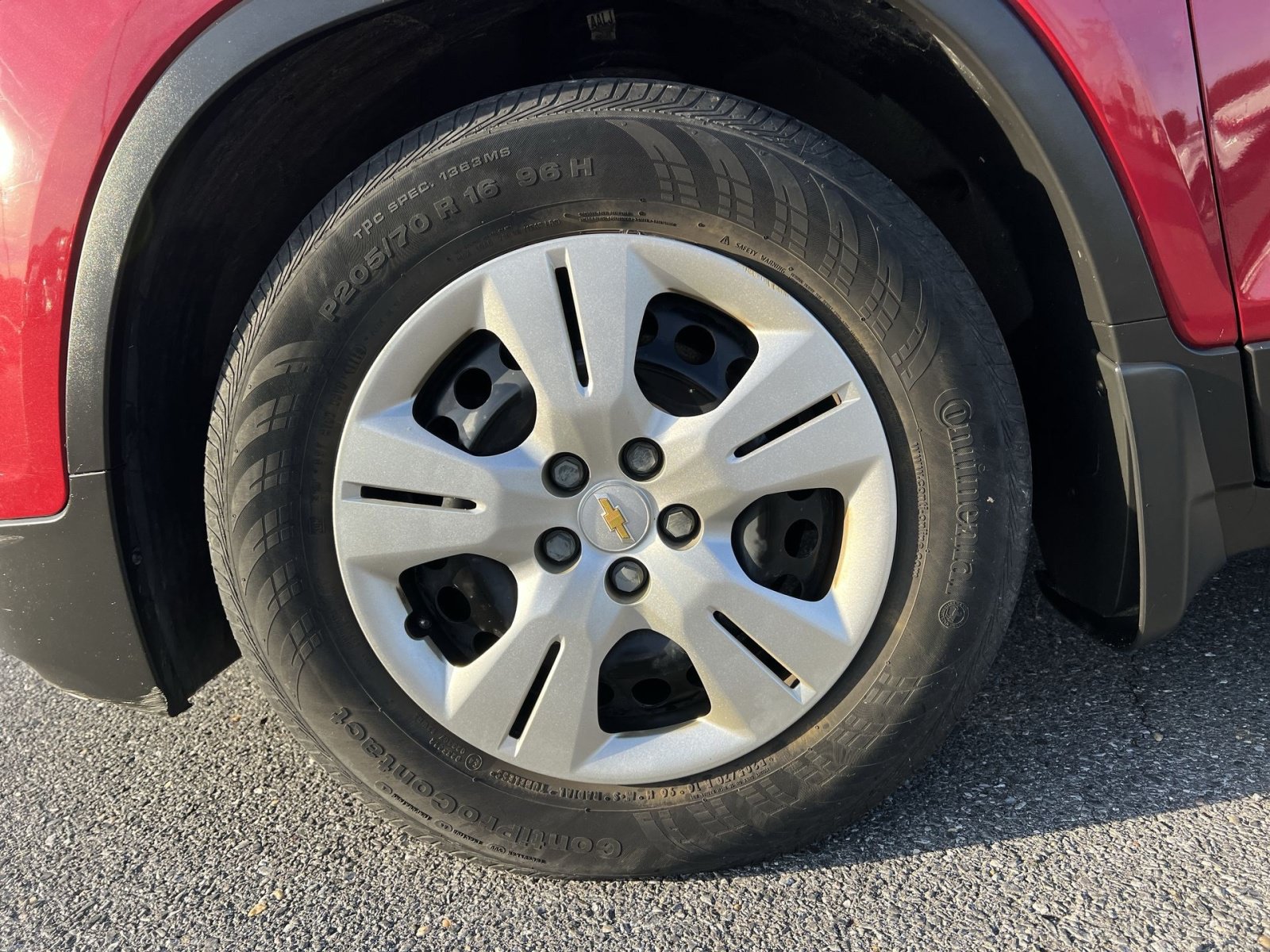 Used 2015 Chevrolet Trax LS w/ LPO, Protection Package FWD image 12