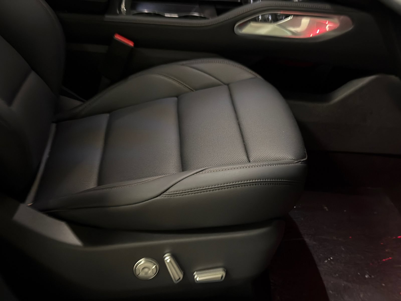 New 2026 Lincoln Nautilus Premier AWD/4WD image 12