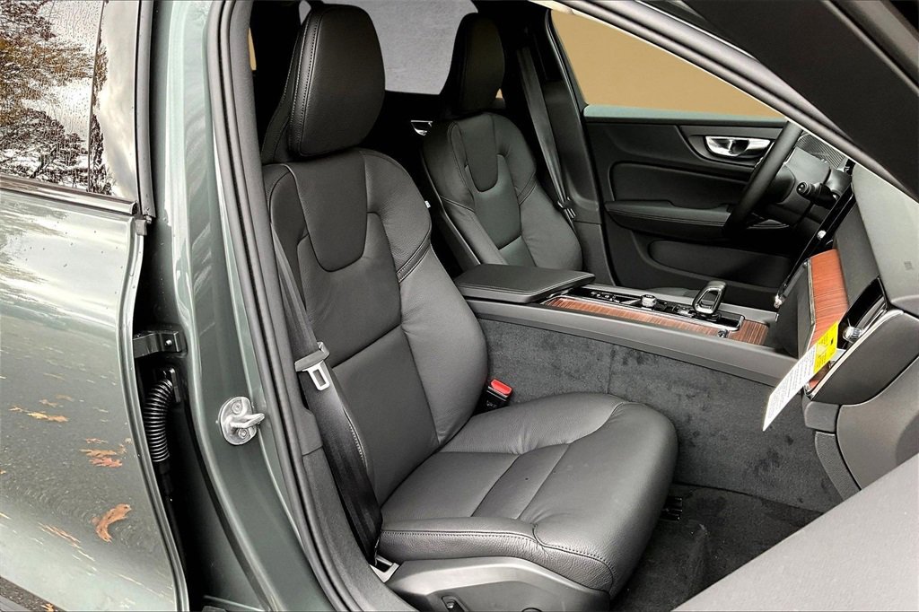 New 2026 Volvo V60 B5 Cross Country Plus w/ Protection Package Premier image 11