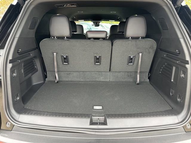 New 2026 Chevrolet Traverse Z71 w/ Driver Confidence Package image 12