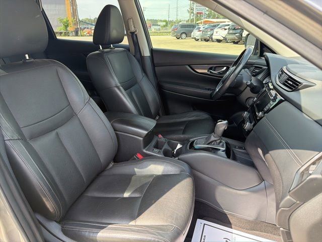 Used 2018 Nissan Rogue SL w/ Premium Package image 15
