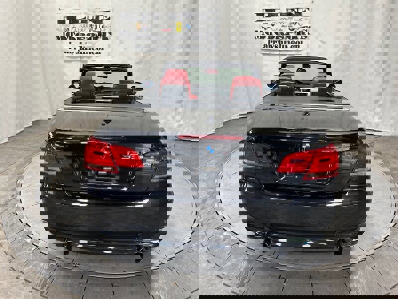 Used 2007 BMW 335i Convertible image 4