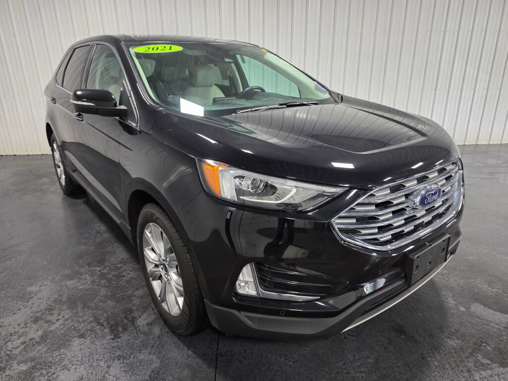Used 2021 Ford Edge Titanium w/ Cargo Accessory Package AWD/4WD image 2