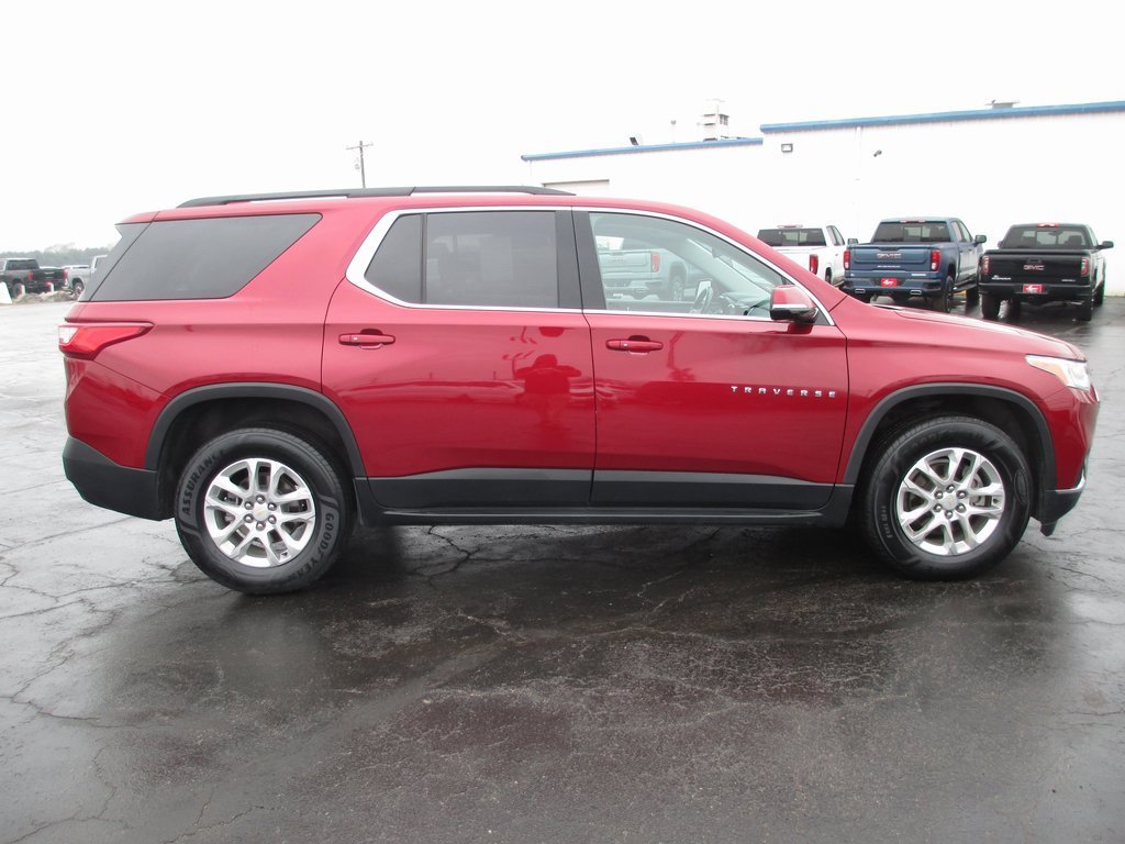 Used 2020 Chevrolet Traverse LT image 6