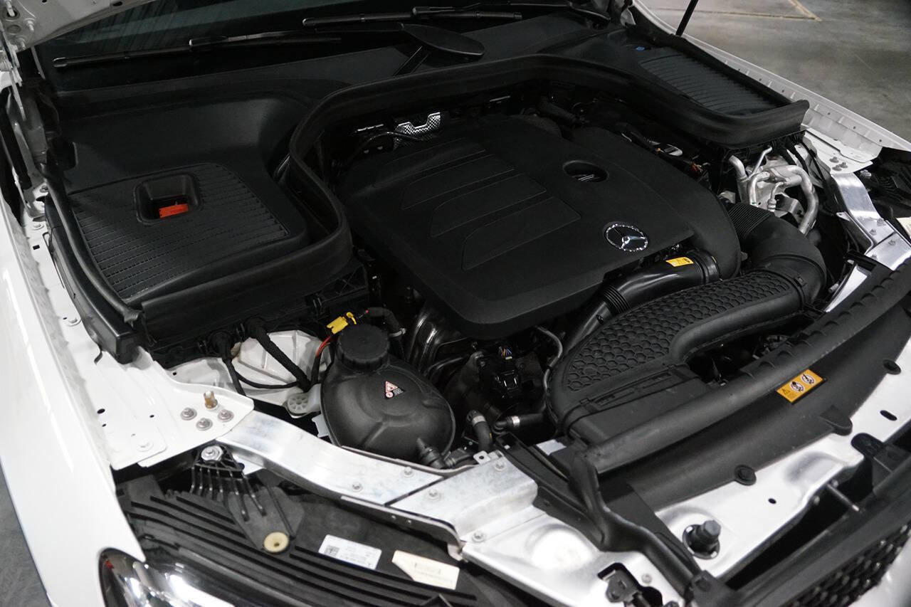 Used 2022 Mercedes-Benz GLC 300 4MATIC image 44