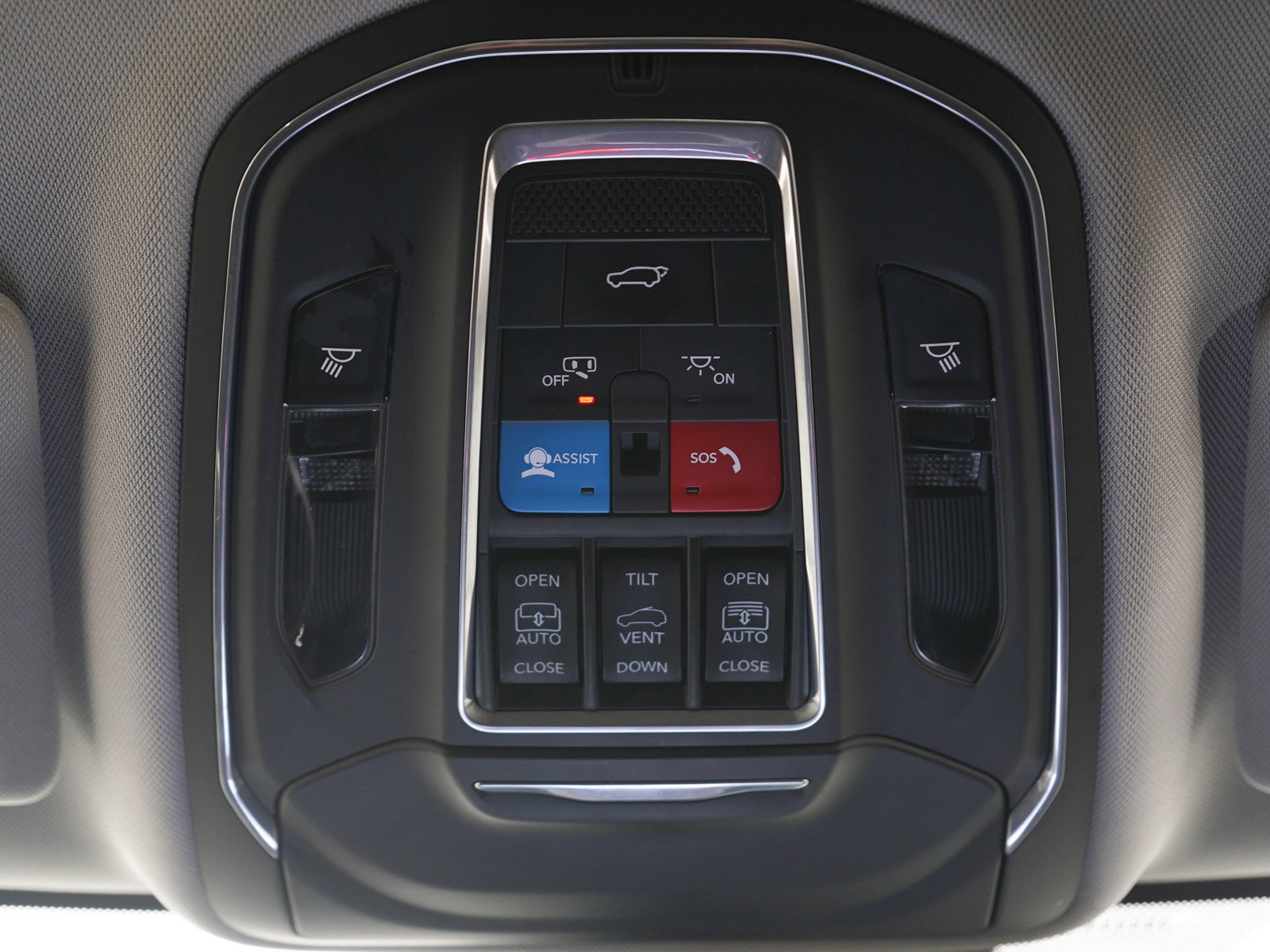 Used 2022 Jeep Grand Cherokee Limited 4xe w/ Luxury Tech Group II image 16